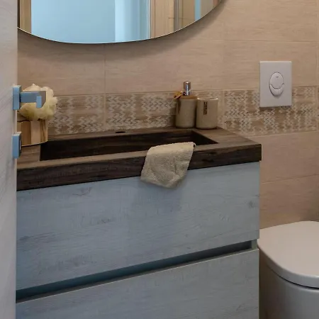 Villa Hanbury-Swimming Pool And Parking In Alassio Holiday home *